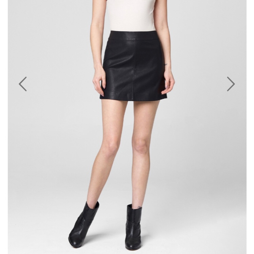 BLANK NYC DEJA BOO SKIRT Black size 25